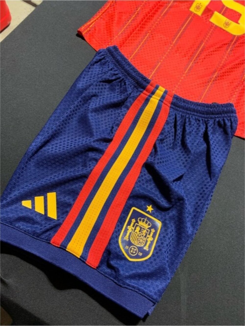 Kids 2026 Spain Jerseys - Picture 9 of 16